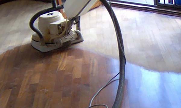 Levigatura parquet